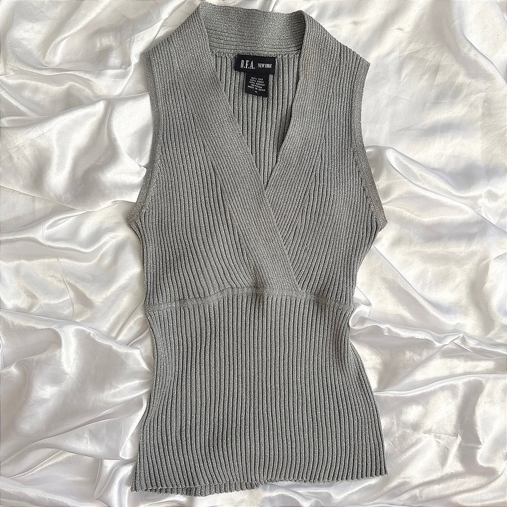 D.F.A. New York Silver Metallic Silk Blend Ribbed Wrap Knit Top Large